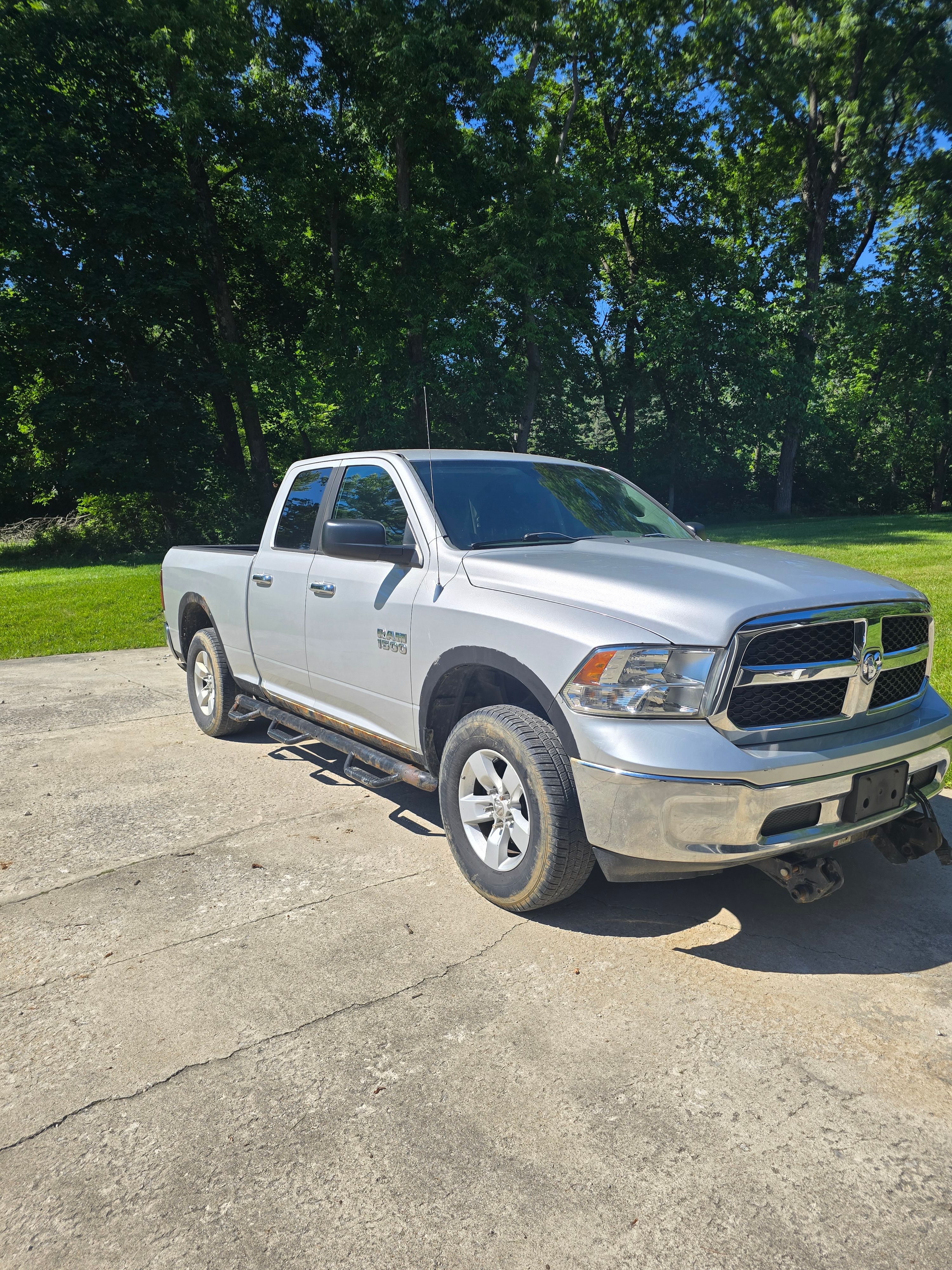 Used 2013 RAM 1500 Classic SLT w/ Premium Display Pkg AWD/4WD image 6