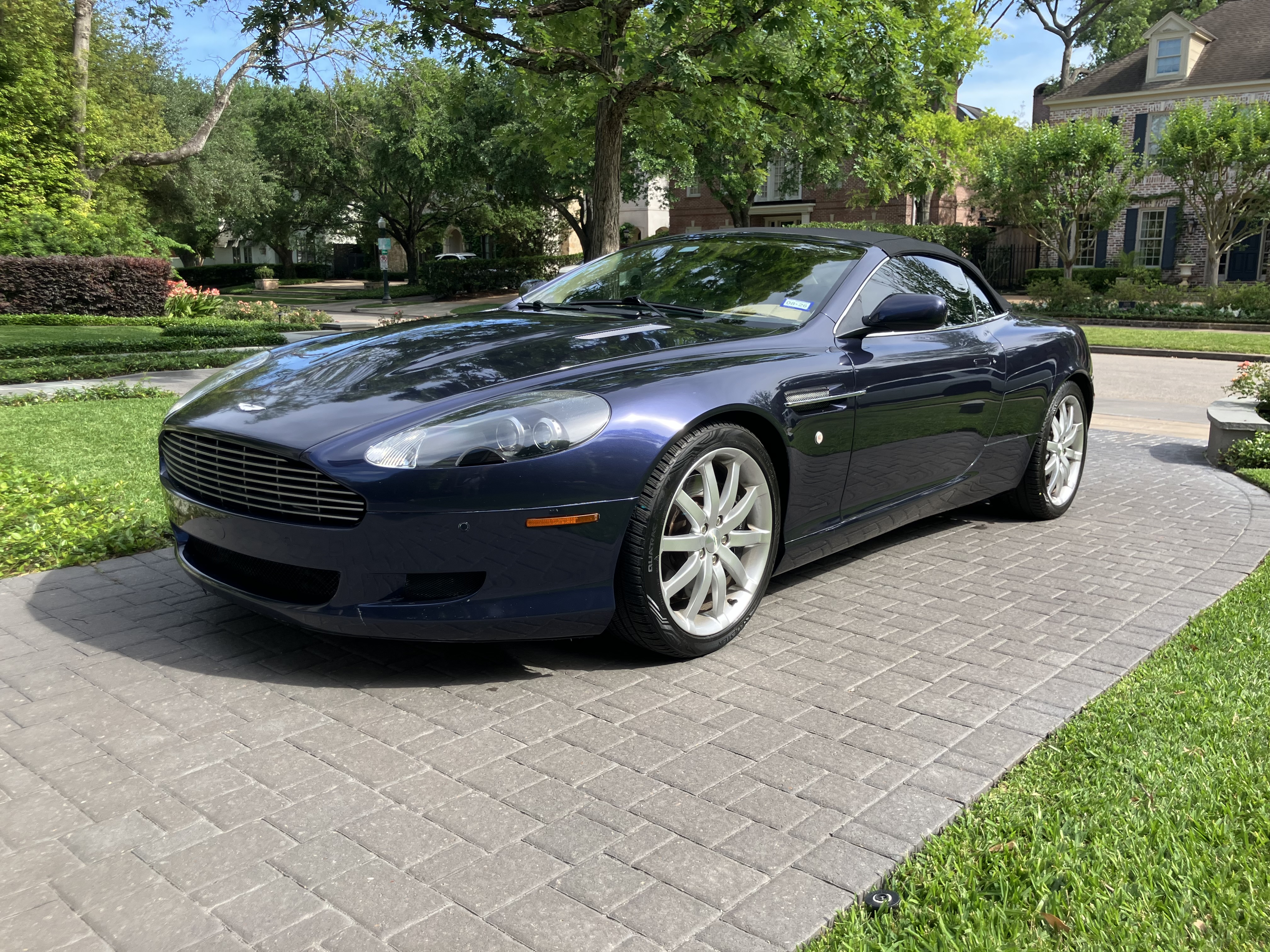 Used 2007 Aston Martin DB9 Volante RWD image 12
