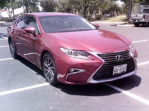 Used 2017 Lexus ES 350 FWD image 2