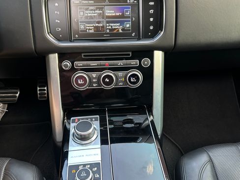 Used 2016 Land Rover Range Rover HSE image 12