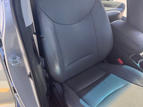 Used 2014 Hyundai Elantra Limited w/ Option Group 03 image 17