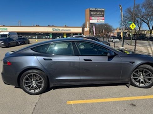 Used 2021 Tesla Model S Long Range image 10