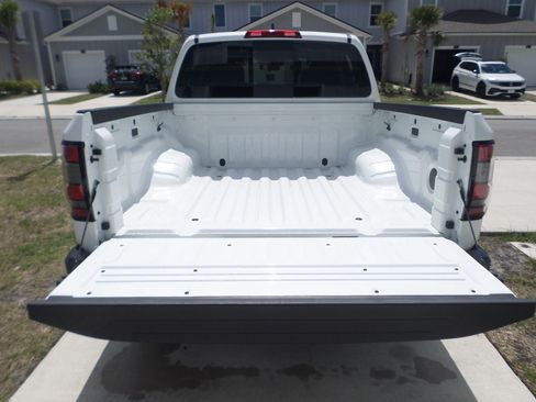 Used 2026 Nissan Frontier S image 9