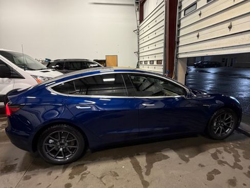 Used 2018 Tesla Model 3 Long Range image 9