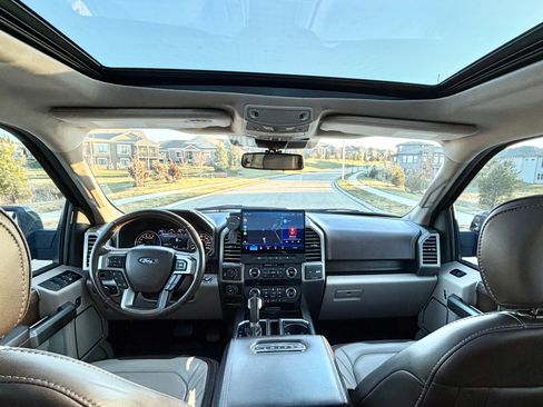 Used 2019 Ford F150 Limited w/ Trailer Tow Package image 13