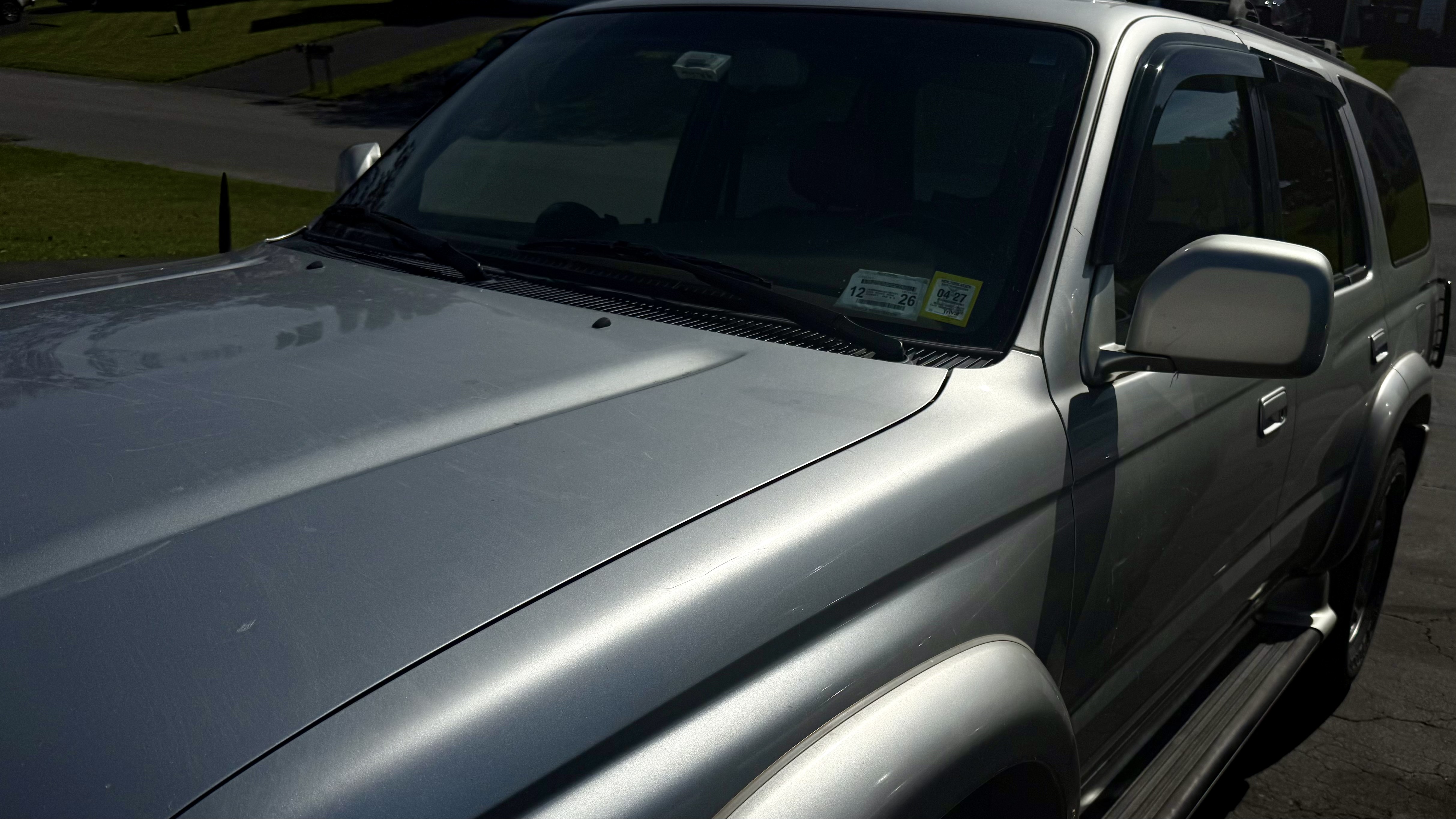 Used 2002 Toyota 4Runner SR5 AWD/4WD image 2