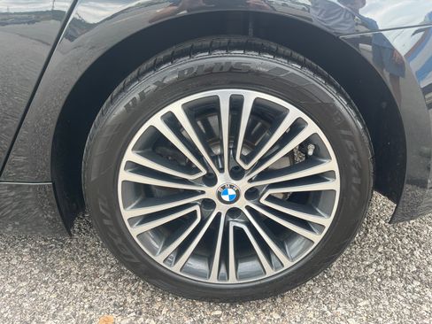 Used 2018 BMW 540i xDrive AWD/4WD image 12