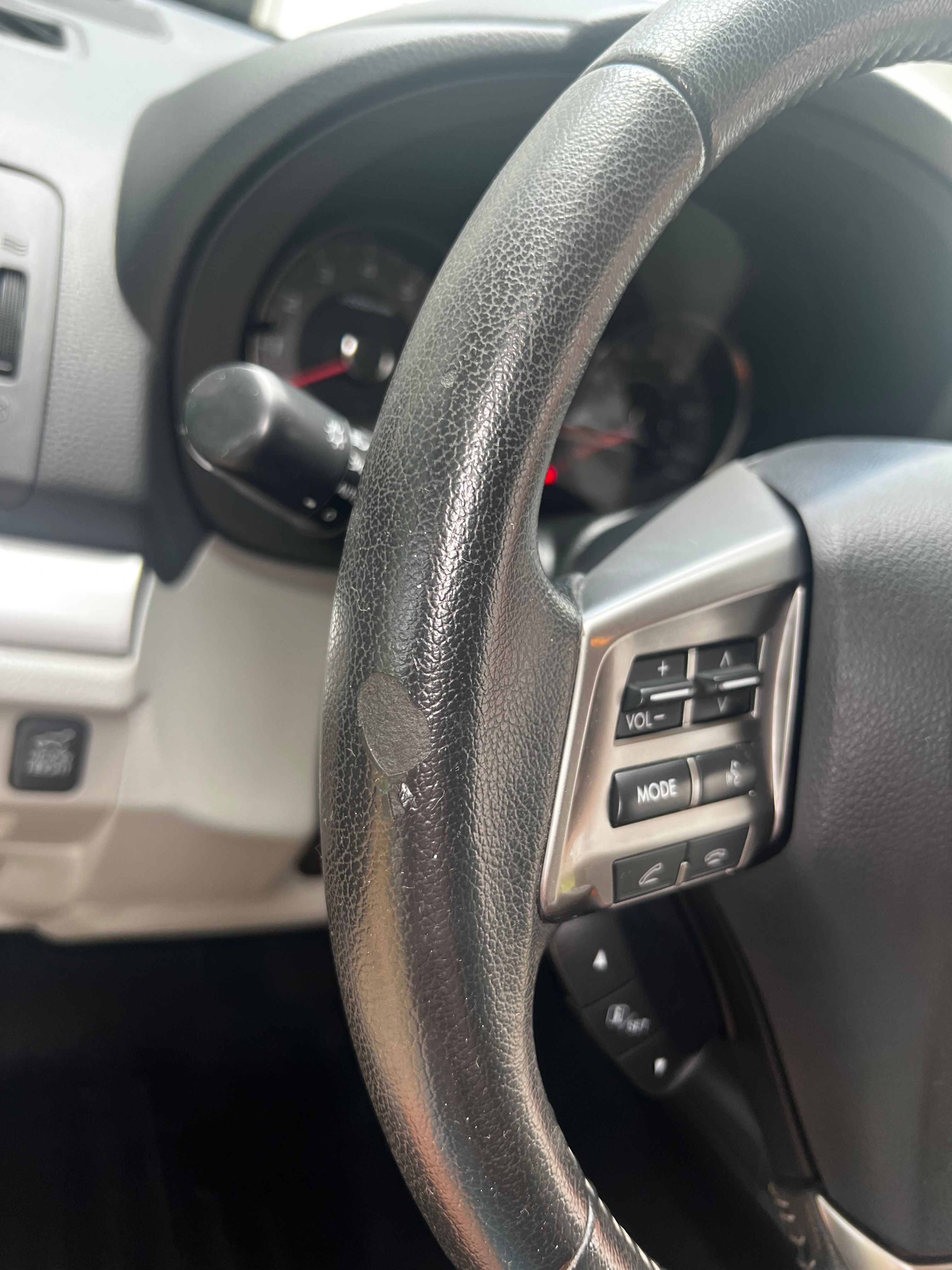 Used 2015 Subaru Forester 2.5i Limited AWD/4WD image 8