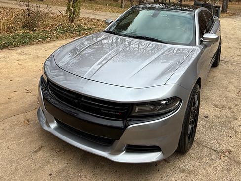 Used 2015 Dodge Charger SXT w/ AWD Plus Group image 16