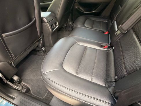Used 2018 MAZDA CX-5 Grand Touring w/ Premium Package FWD image 11