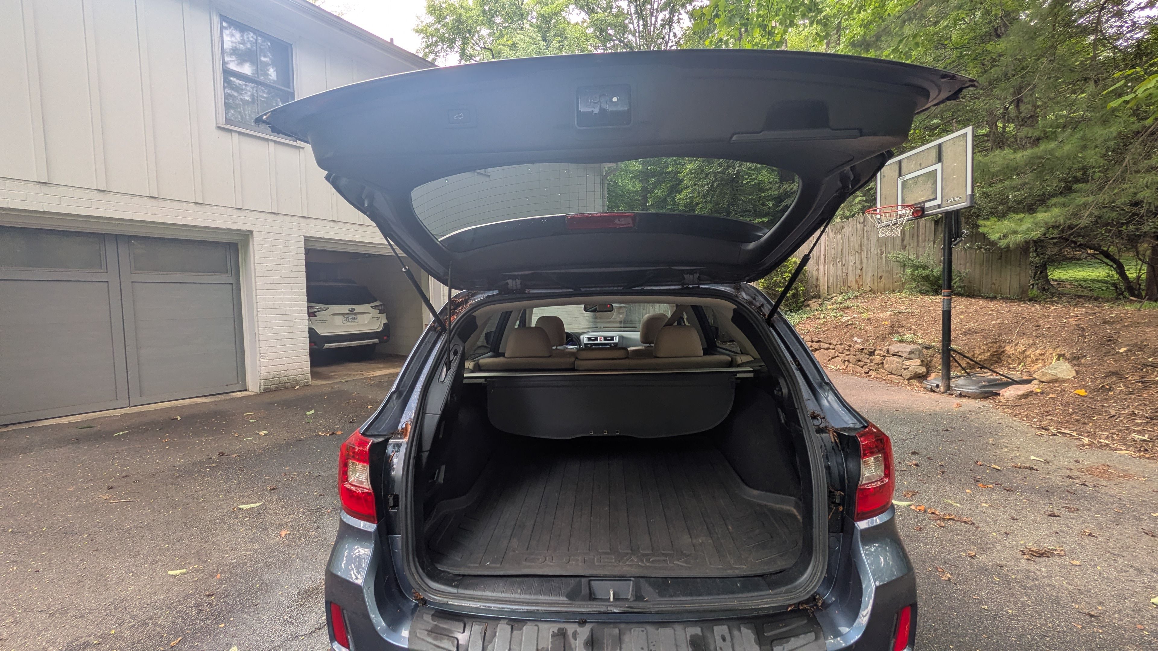 Used 2015 Subaru Outback 2.5i Limited AWD/4WD image 9