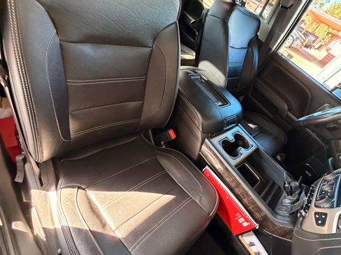 Used 2016 GMC Sierra 2500 Denali w/ Suspension Package, Off-Road image 26