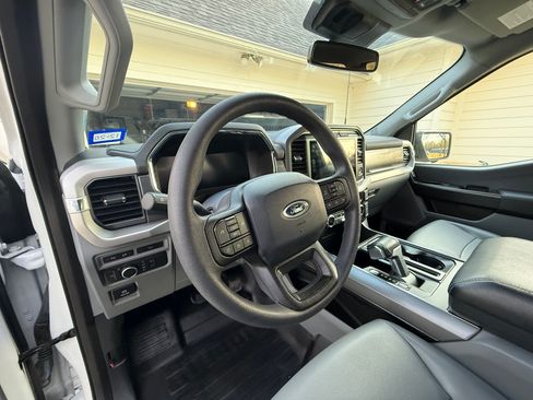 Used 2022 Ford F150 Lightning Pro w/ Tow Technology Package image 17