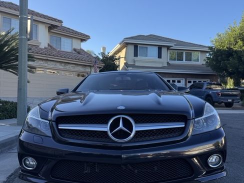 Used 2009 Mercedes-Benz SL 550 image 2