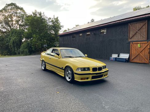 Used 1996 BMW M3 Coupe image 14
