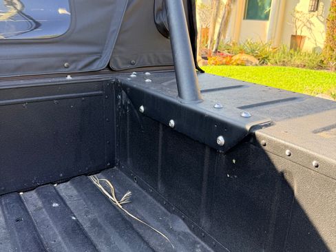 Used 2003 HUMMER H1 4-Door Open Top image 20