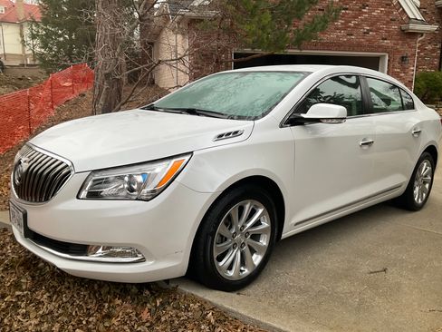 Used 2016 Buick LaCrosse Leather image 4