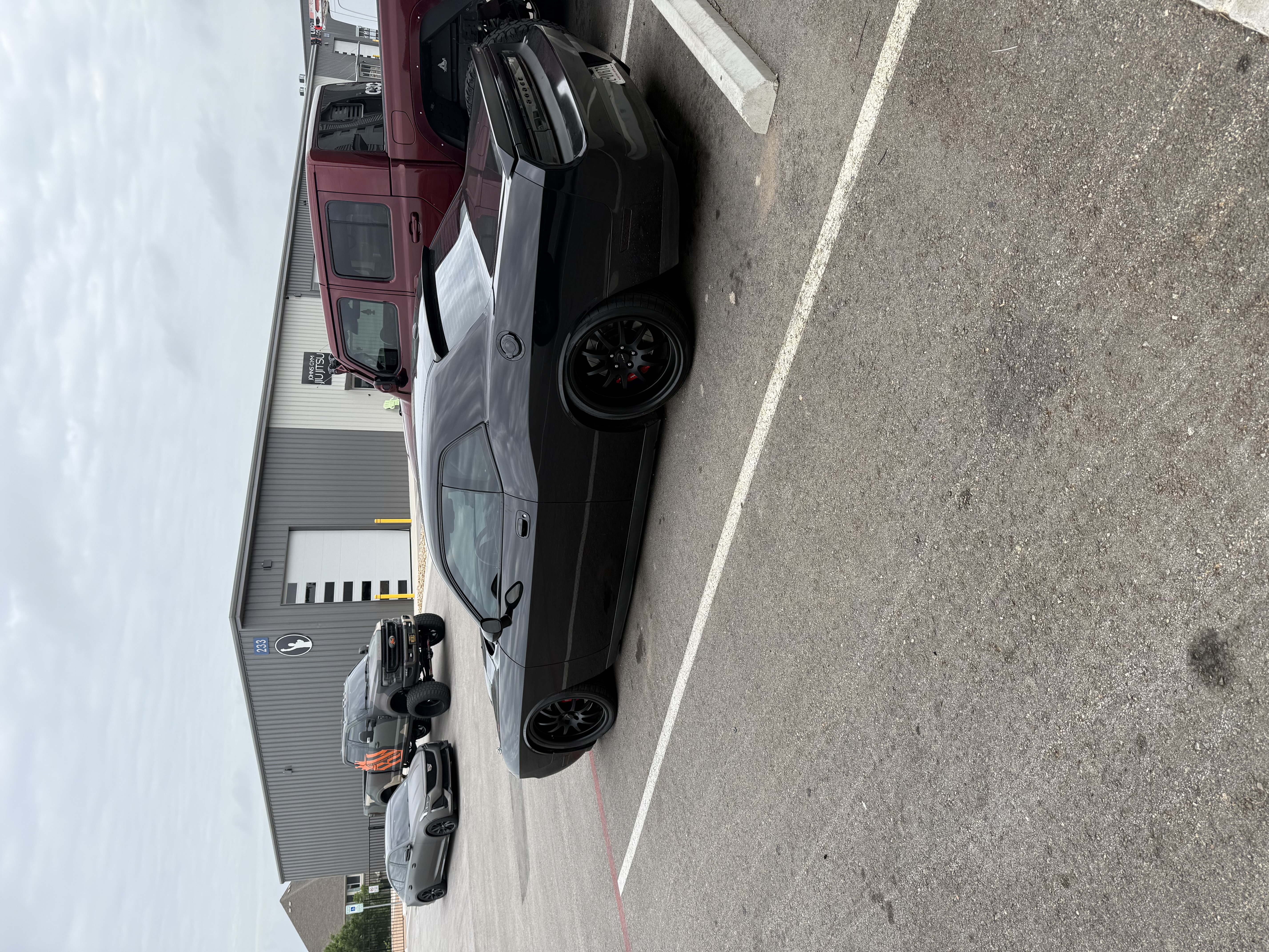 Used 2009 Dodge Challenger SRT8 w/ SRT Option Group II RWD image 6