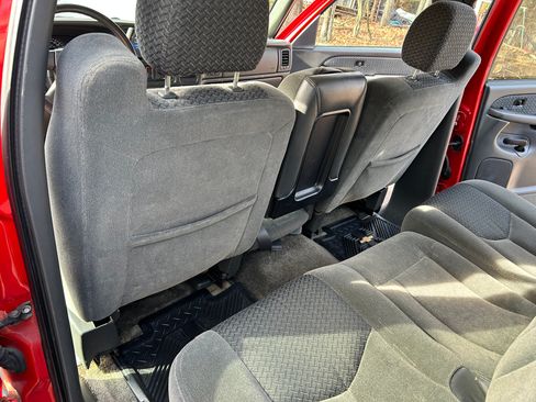 Used 2003 Chevrolet Avalanche 4x4 image 13