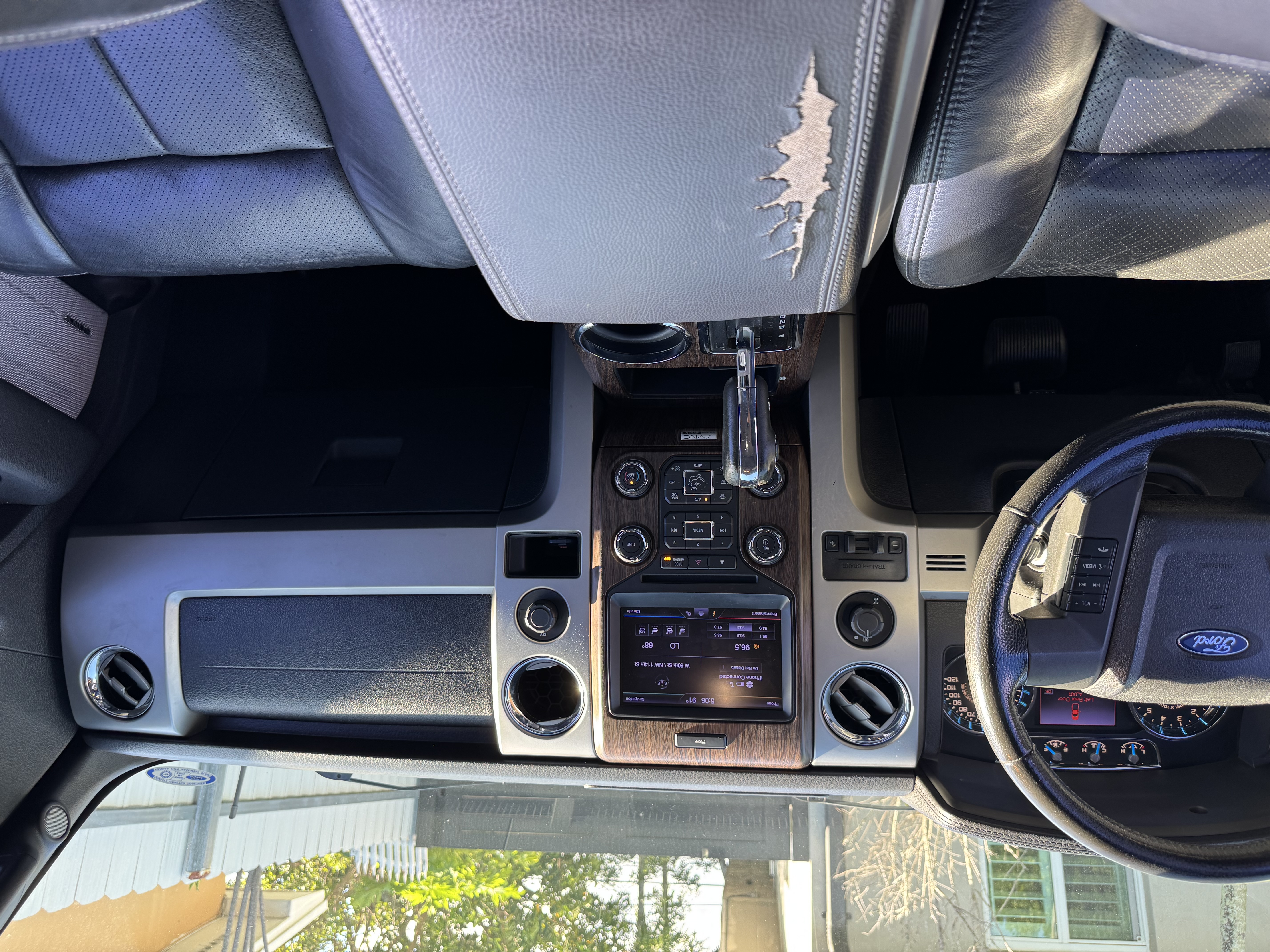 Used 2013 Ford F150 Lariat w/ Luxury Equipment Group RWD image 13