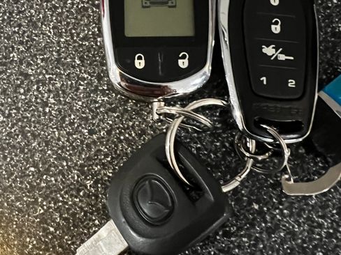 Used 2005 MAZDA RX-8 w/ MT Touring Pkg image 15