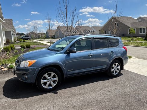 Used 2010 Toyota RAV4 Limited image 5