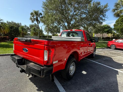 Used 2017 Ford F250 XL image 4