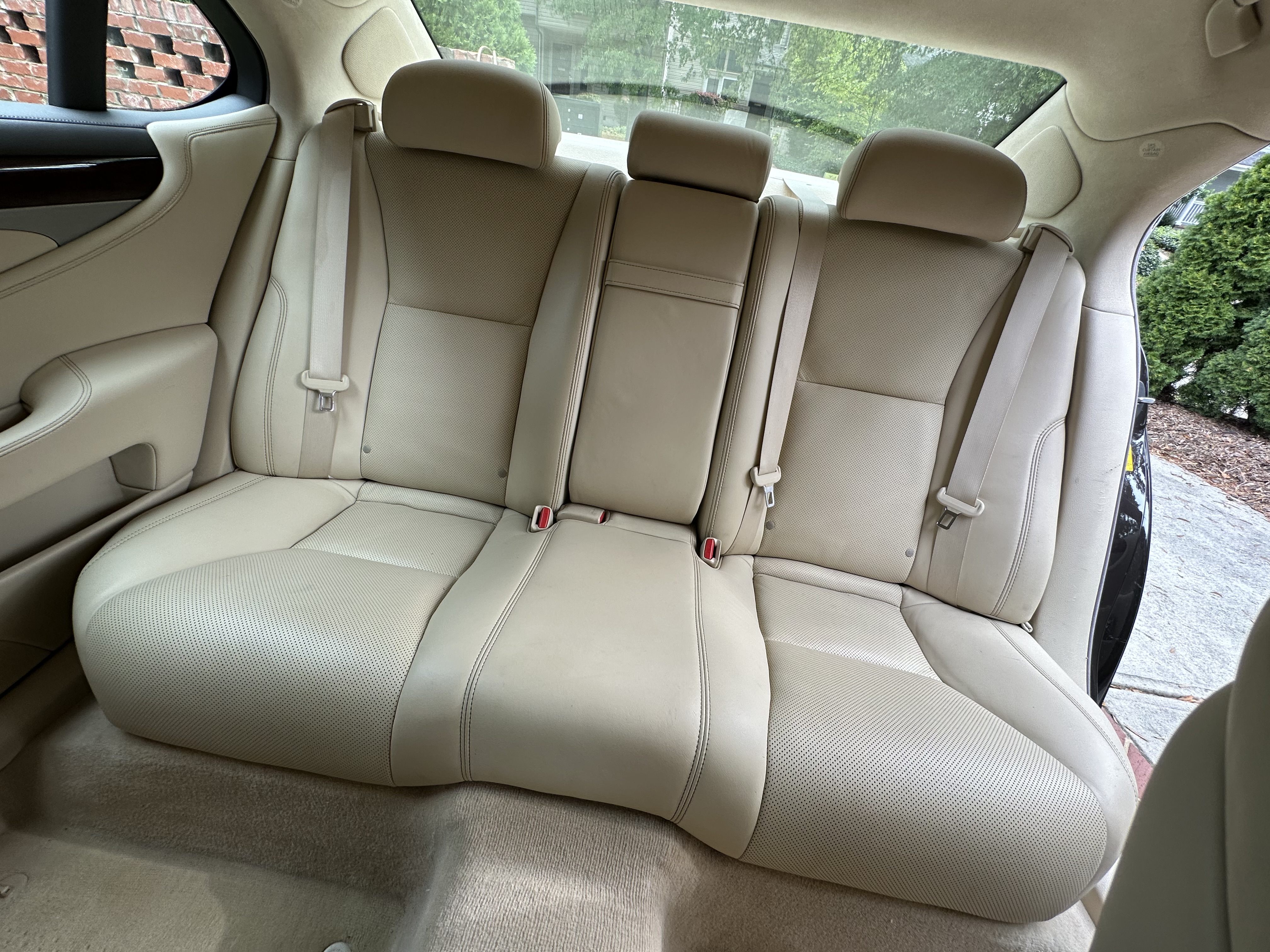 Used 2014 Lexus LS 460 AWD w/ Comfort Package image 14