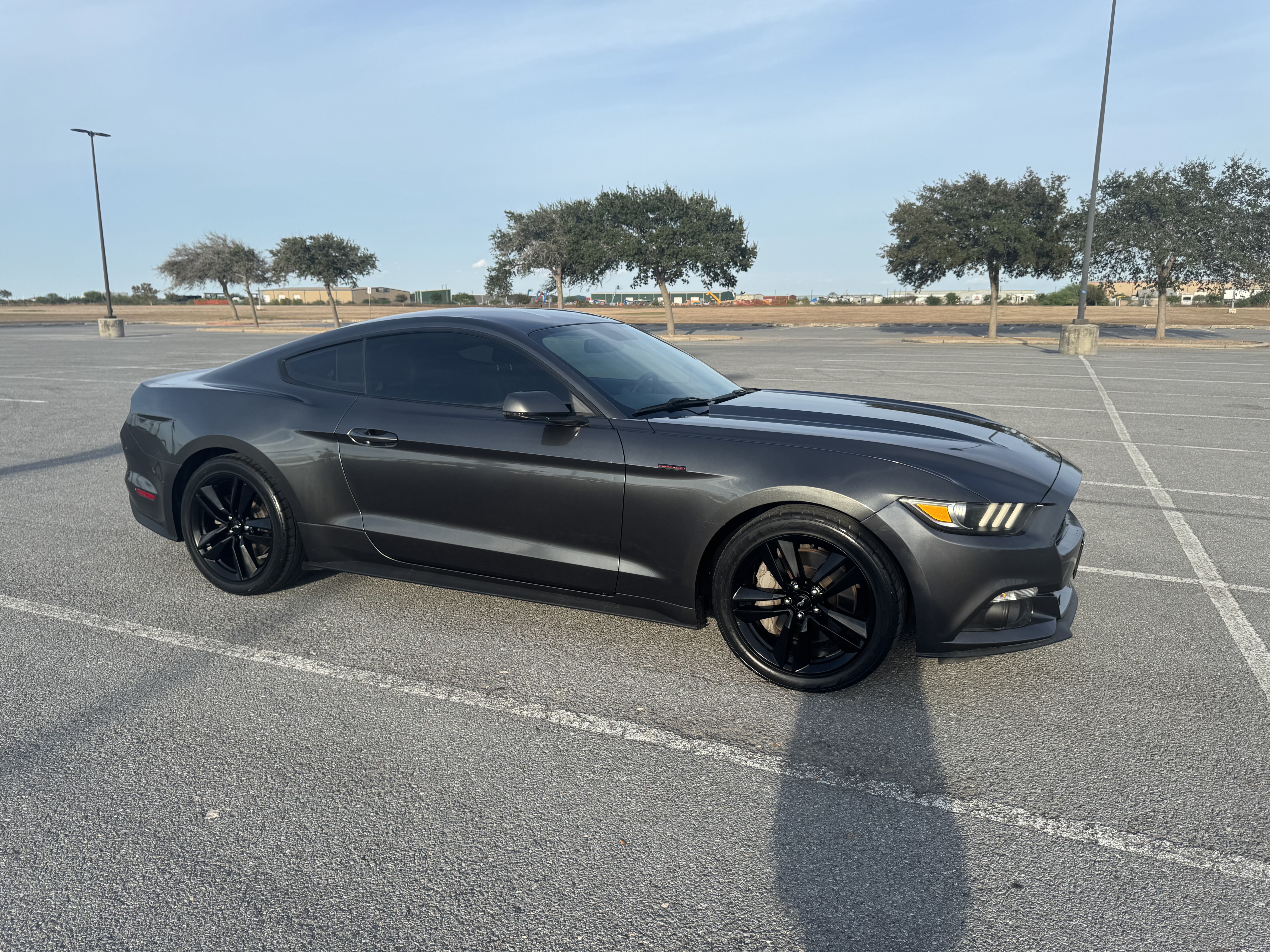 Used 2016 Ford Mustang Premium w/ Ecoboost Performance Package RWD image 18