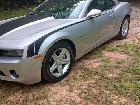 Used 2012 Chevrolet Camaro LT RWD image 11