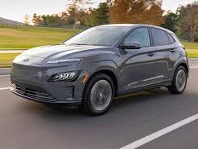 Used 2023 Hyundai Kona SE