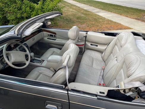 Used 1998 Cadillac Eldorado Touring w/ Safety/Security Pkg image 11