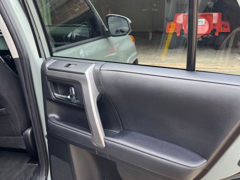 Used 2022 Toyota 4Runner TRD Sport image 11