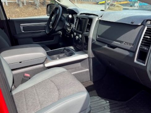 Used 2016 RAM 2500 Big Horn image 19