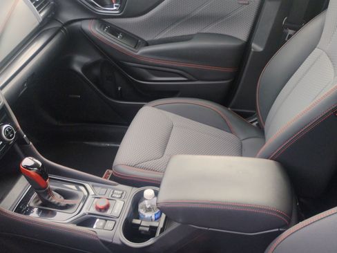 Used 2024 Subaru Forester Sport image 9