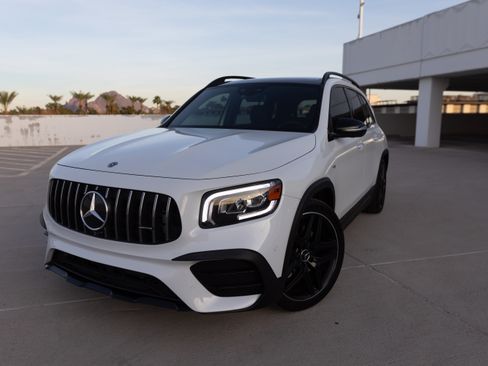 Used 2021 Mercedes-Benz GLB 35 AMG 4MATIC image 5