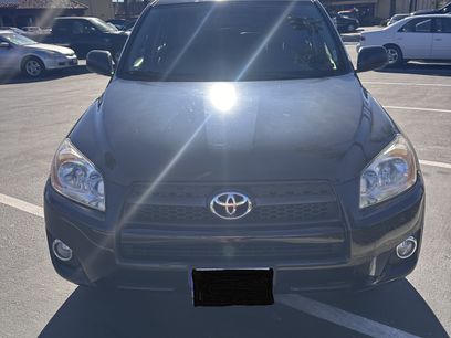 Used 2009 Toyota RAV4 2WD w/ 3rd Row