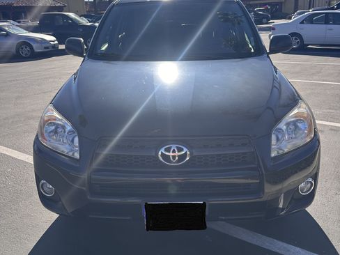 Used 2009 Toyota RAV4 2WD w/ 3rd Row image 1