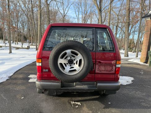 Used 1996 Isuzu Trooper S image 6