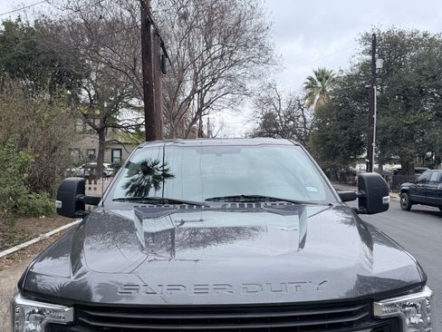 Used 2019 Ford F250 XL w/ Power Equipment Group image 5