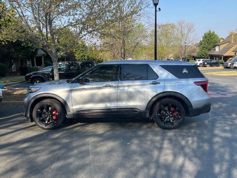 Used 2022 Ford Explorer ST w/ Equipment Group 401A image 17