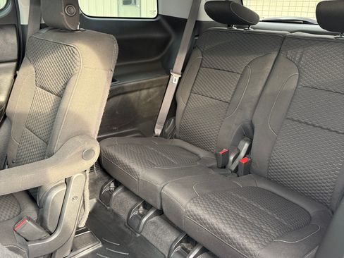 Used 2017 GMC Acadia SLE w/ Driver Alert Package I image 18