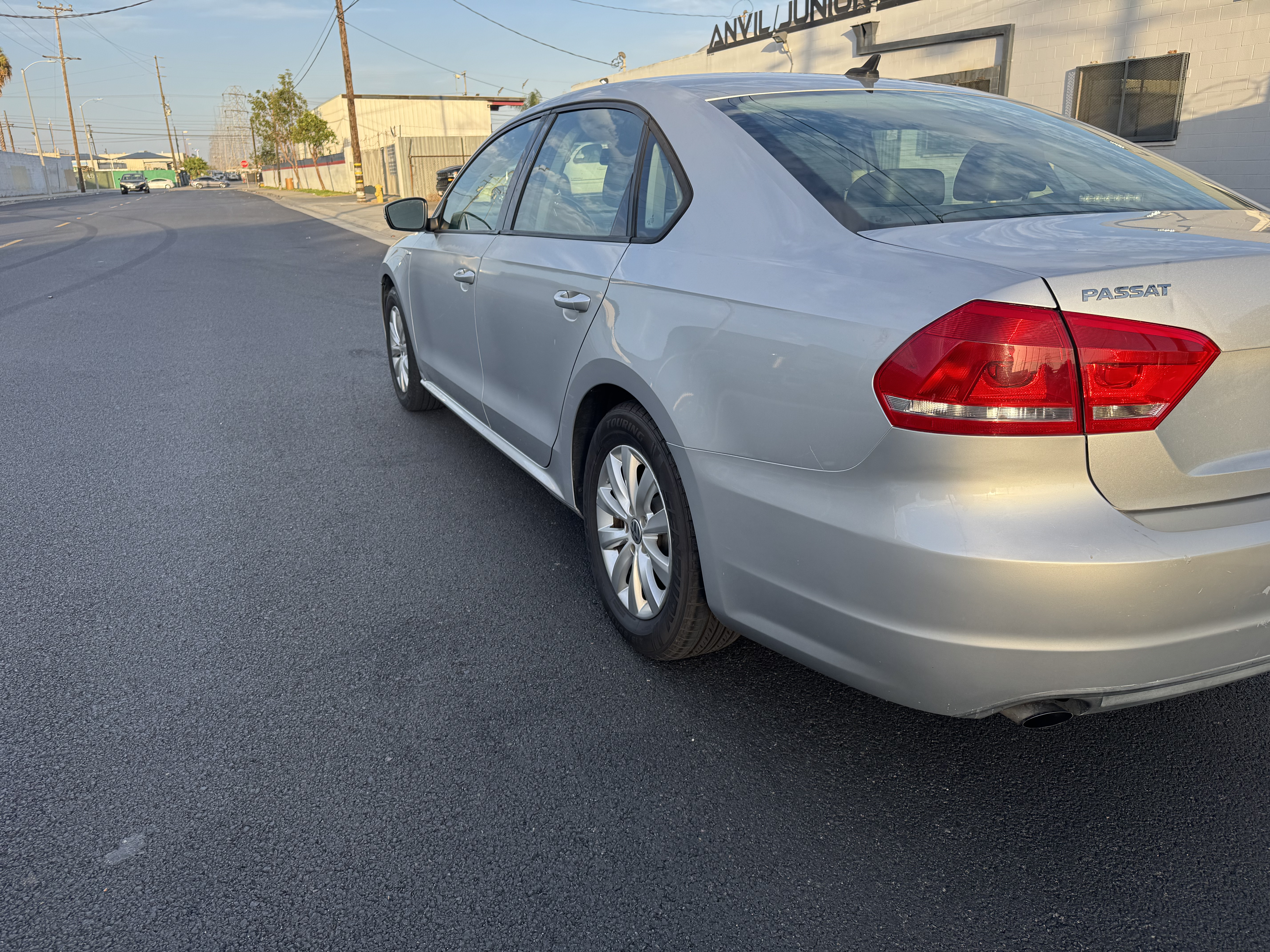 Used 2015 Volkswagen Passat 1.8T Wolfsburg Edition FWD image 5