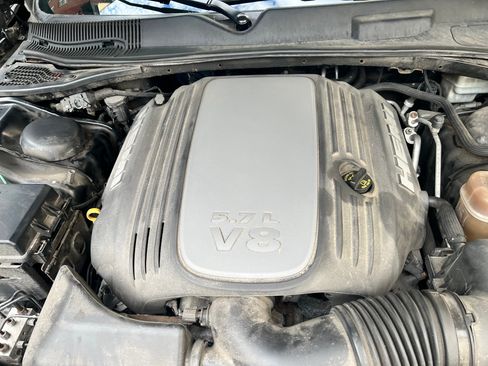 Used 2013 Dodge Challenger R/T RWD image 16