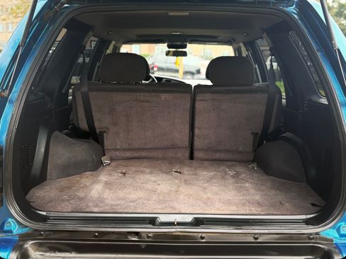 Used 2003 Nissan Pathfinder SE w/ SE Popular Pkg image 12