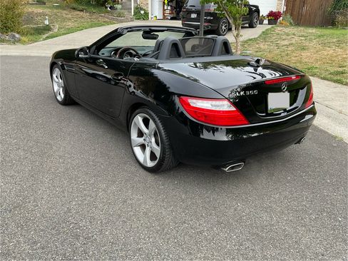 Used 2012 Mercedes-Benz SLK 350 image 6