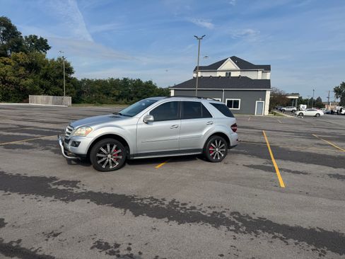 Used 2009 Mercedes-Benz ML 350 4MATIC image 10