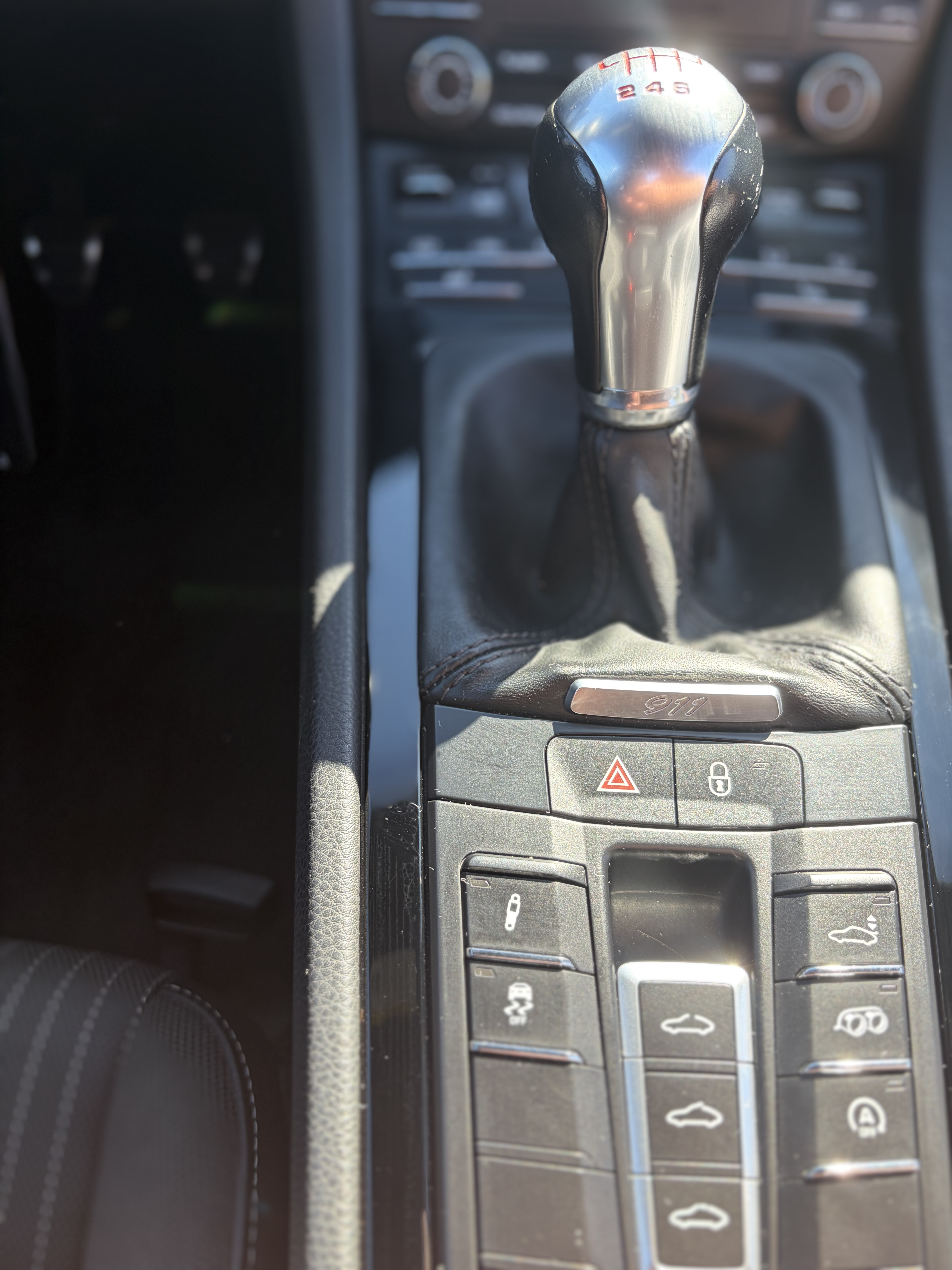 Used 2018 Porsche 911 Carrera T RWD image 29