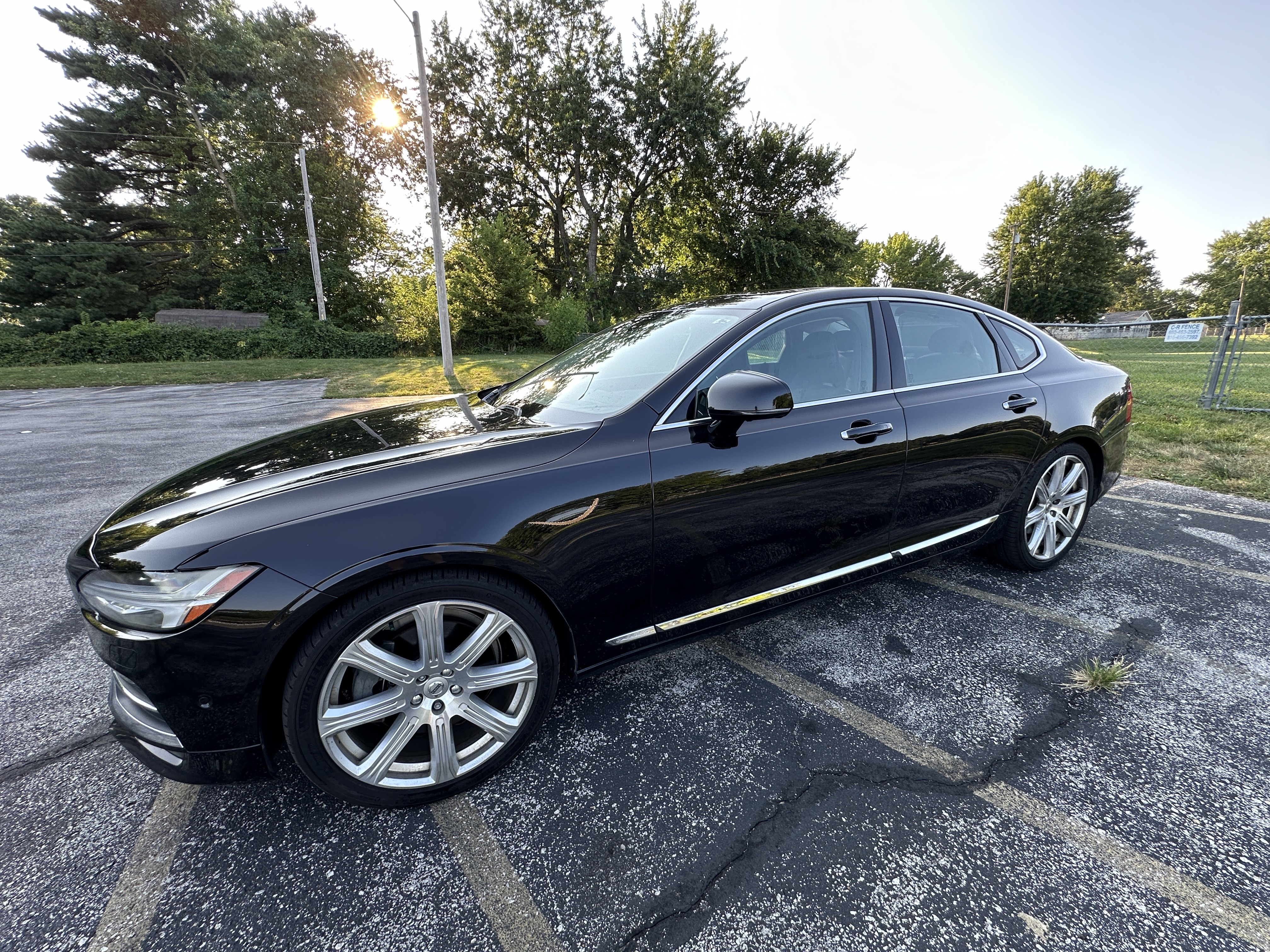 Used 2017 Volvo S90 T6 Inscription w/ Vision Package AWD/4WD image 1