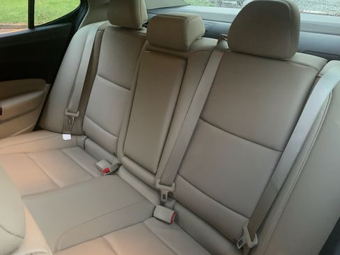 Used 2016 Acura TLX w/ Technology Package FWD image 13
